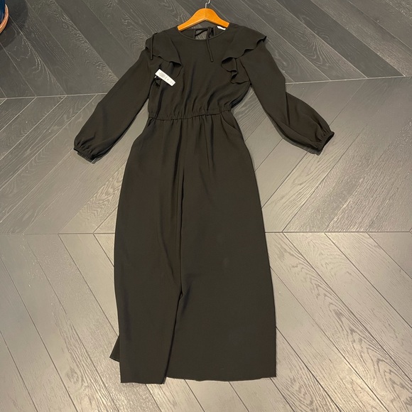 Wilfred / Aritzia jumpsuit with long sleeves - Picture 1 of 6